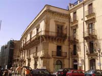 palazzogravina1