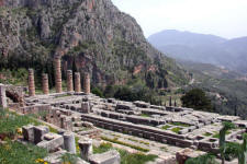 File:Temple of Apollo Delphi.jpg